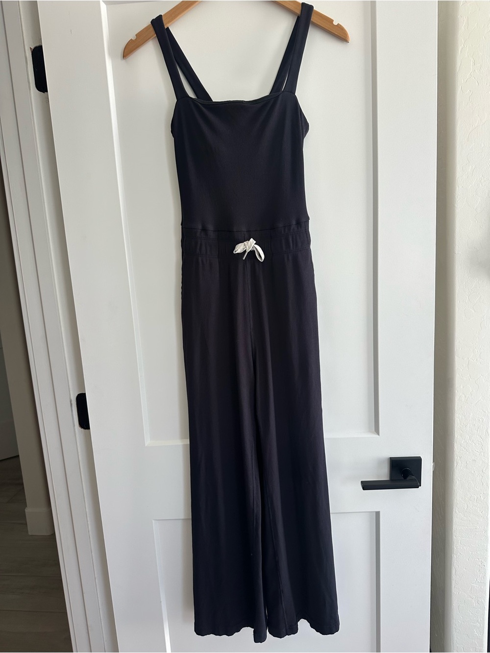 Vuori Pose Scoop Jumpsuit Size XS